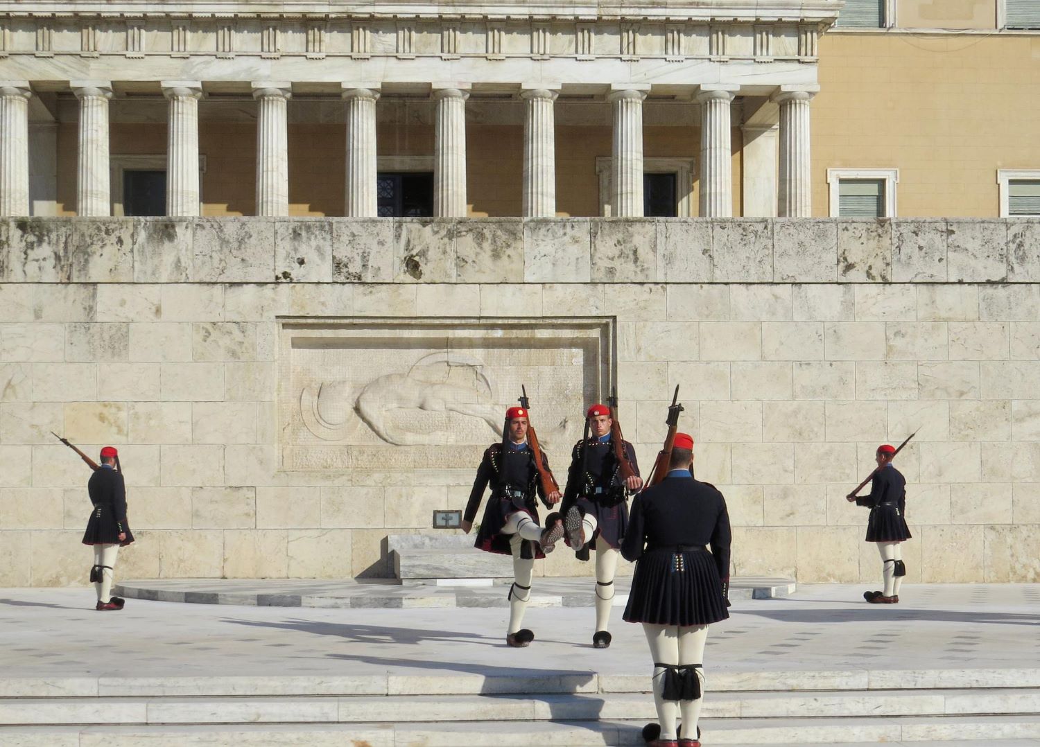 syntagma square guarde change